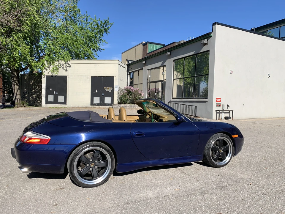 2001 Porsche 996 Carrera - Image 27 of 31