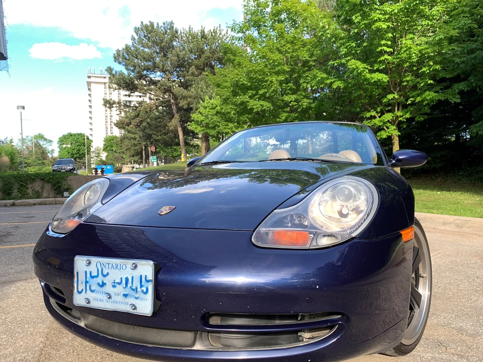 2001 Porsche 996 Carrera - Image 10 of 31