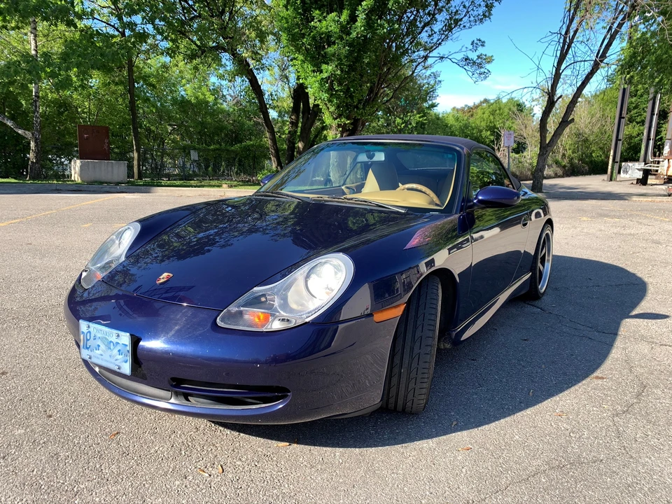 2001 Porsche 996 Carrera - Image 9 of 31