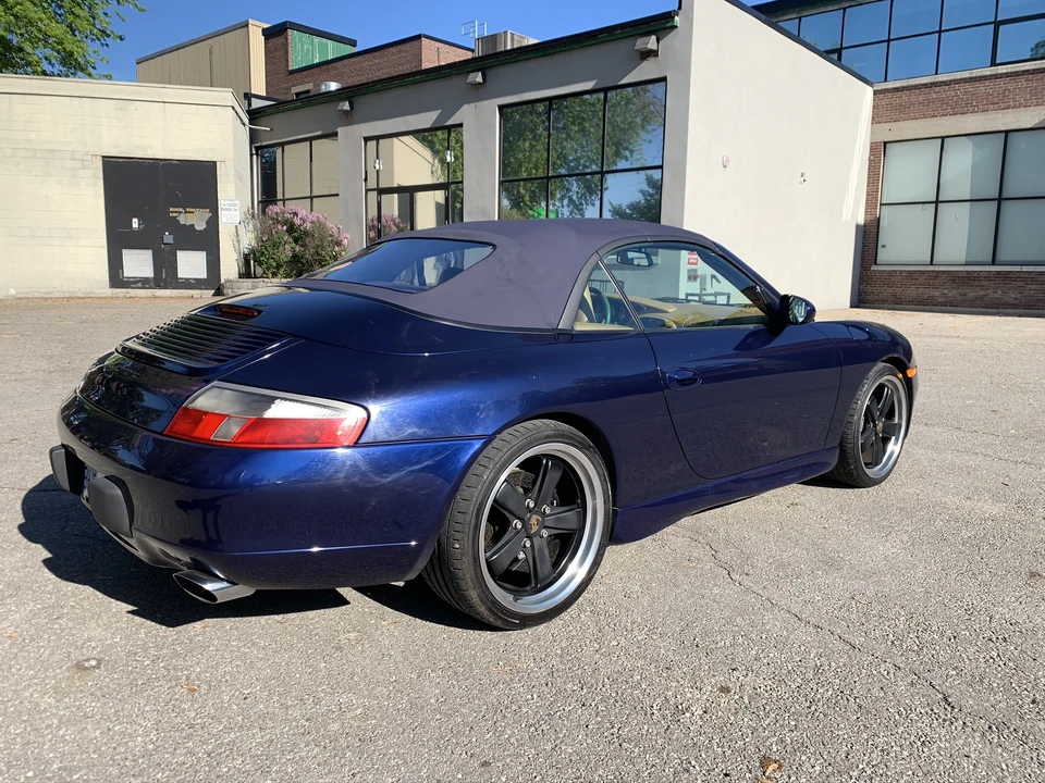 2001 Porsche 996 Carrera - Image 28 of 31