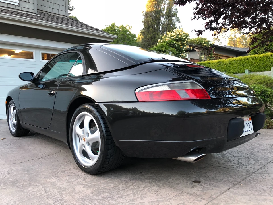 2001 Porsche 996 Carrera - Image 15 of 31