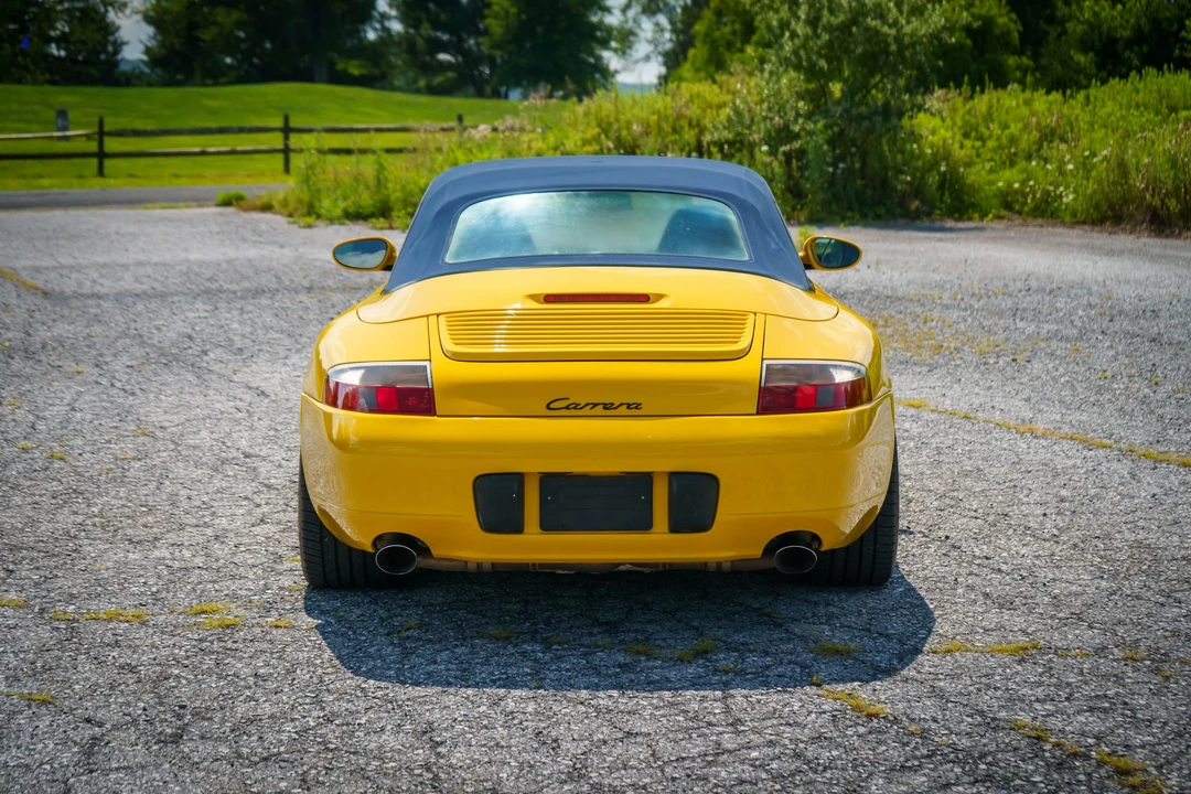 2001 Porsche 996 Carrera - Image 11 of 31