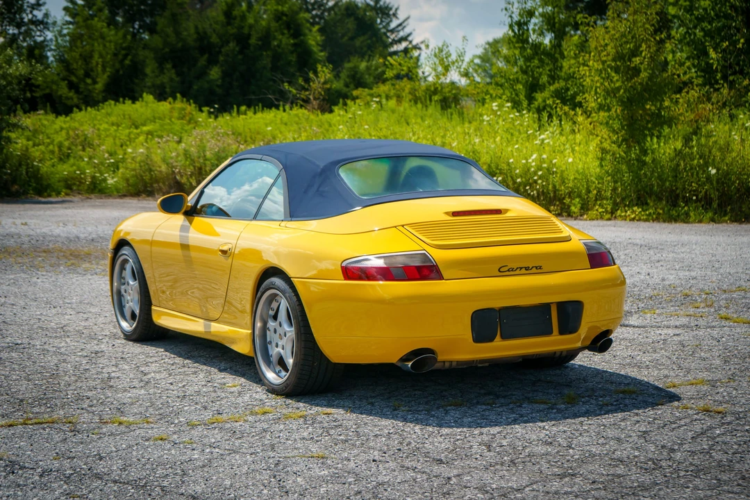 2001 Porsche 996 Carrera - Image 8 of 31