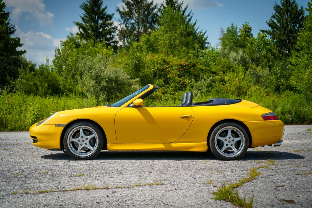 2001 Porsche 996 Carrera - Image 25 of 31