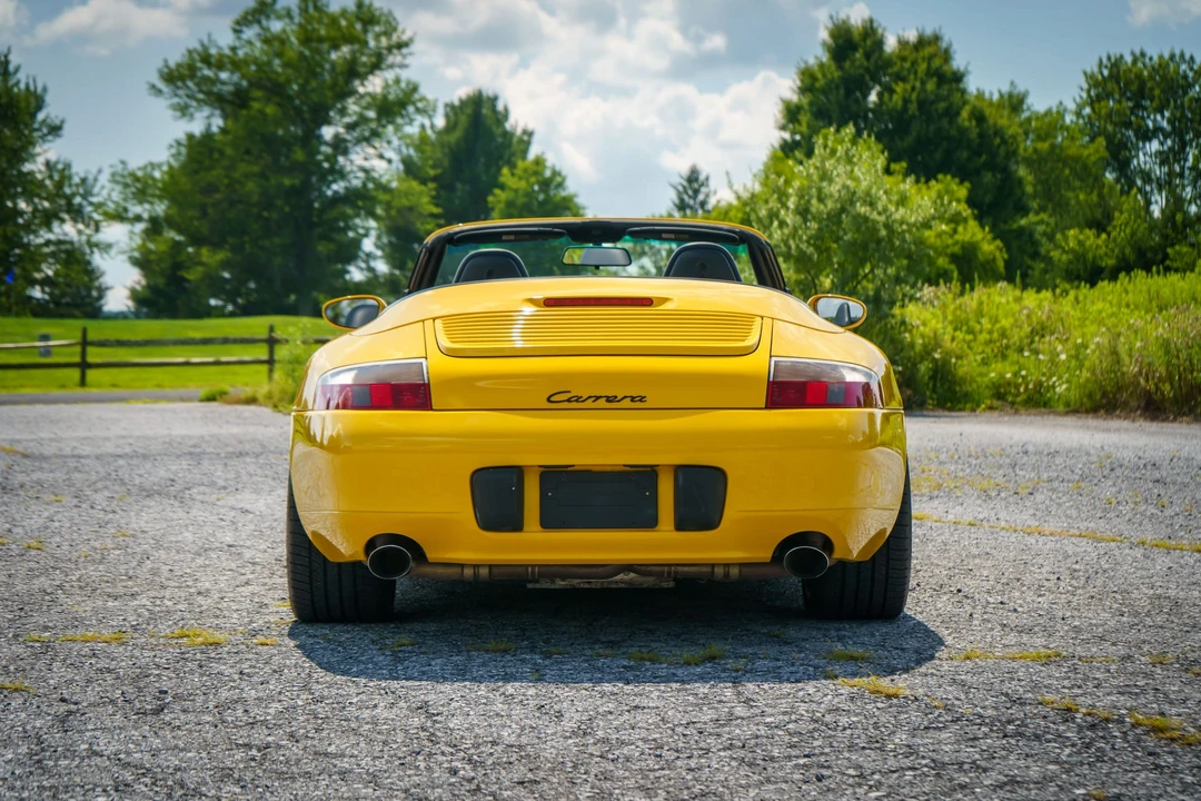 2001 Porsche 996 Carrera - Image 29 of 31