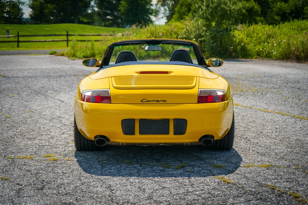 2001 Porsche 996 Carrera - Image 28 of 31