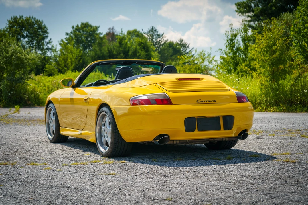 2001 Porsche 996 Carrera - Image 27 of 31