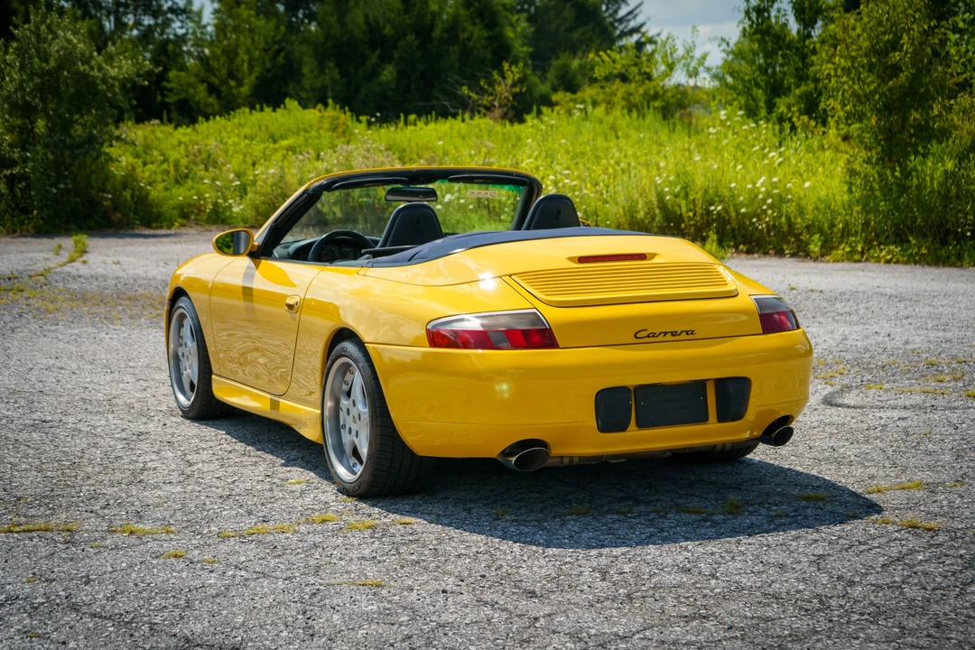 2001 Porsche 996 Carrera - Image 26 of 31