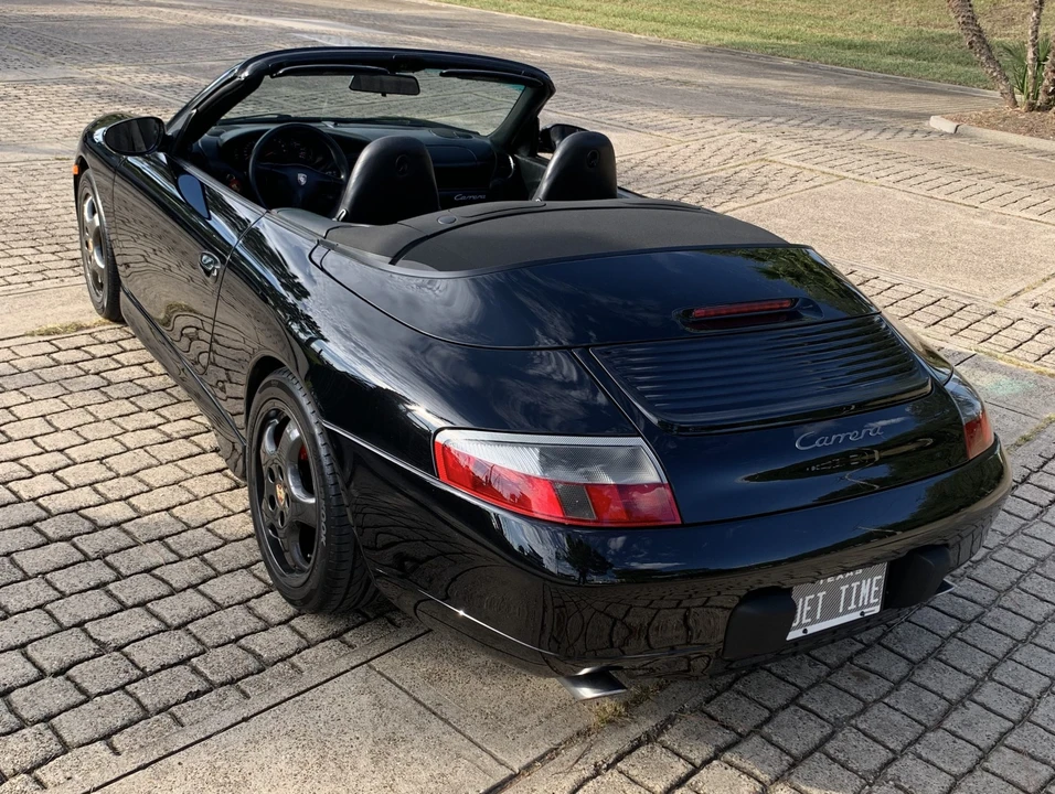 2001 Porsche 996 Carrera - Image 16 of 31