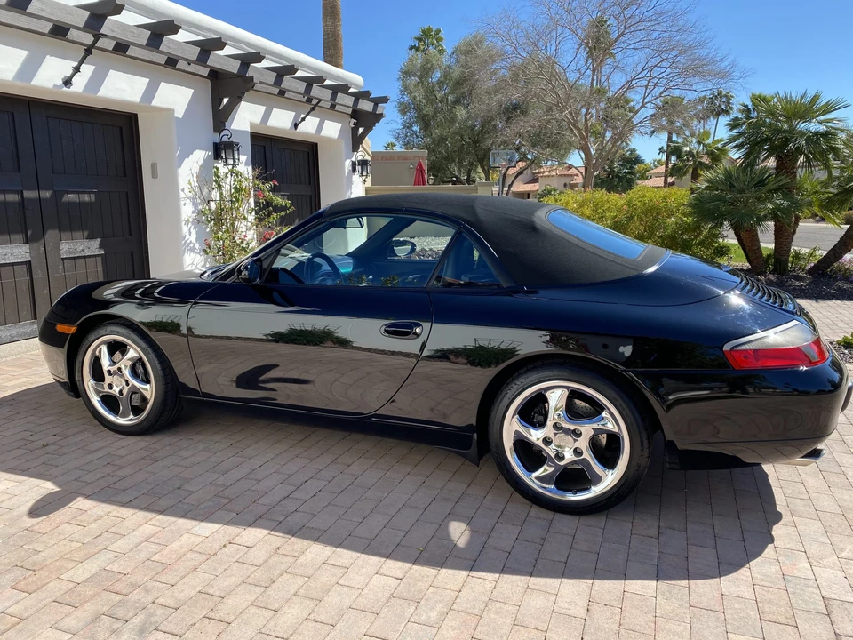 2001 Porsche 996 Carrera - Image 11 of 31