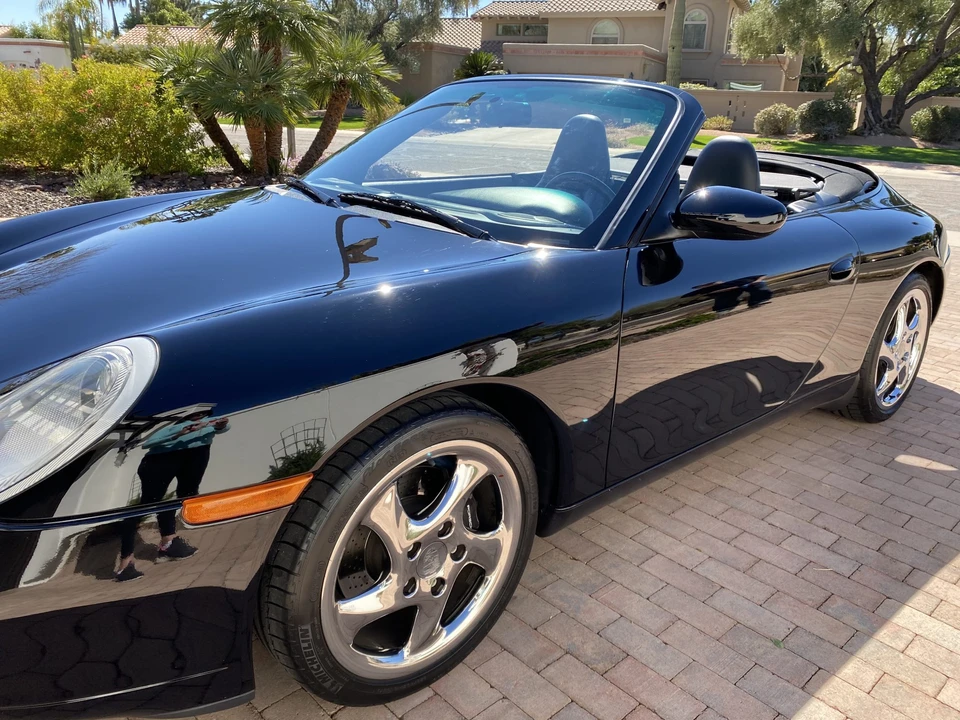 2001 Porsche 996 Carrera - Image 10 of 31