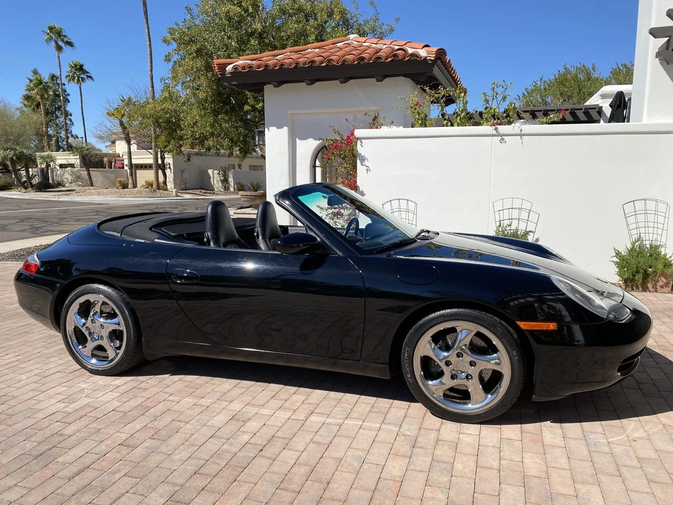 2001 Porsche 996 Carrera - Image 2 of 31