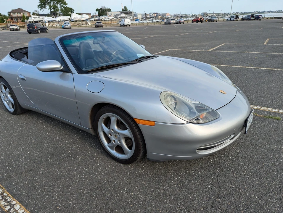 2001 Porsche 996 Carrera - Image 19 of 31