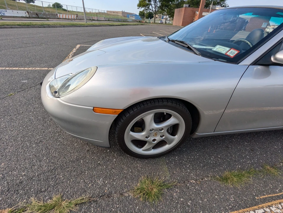 2001 Porsche 996 Carrera - Image 20 of 31