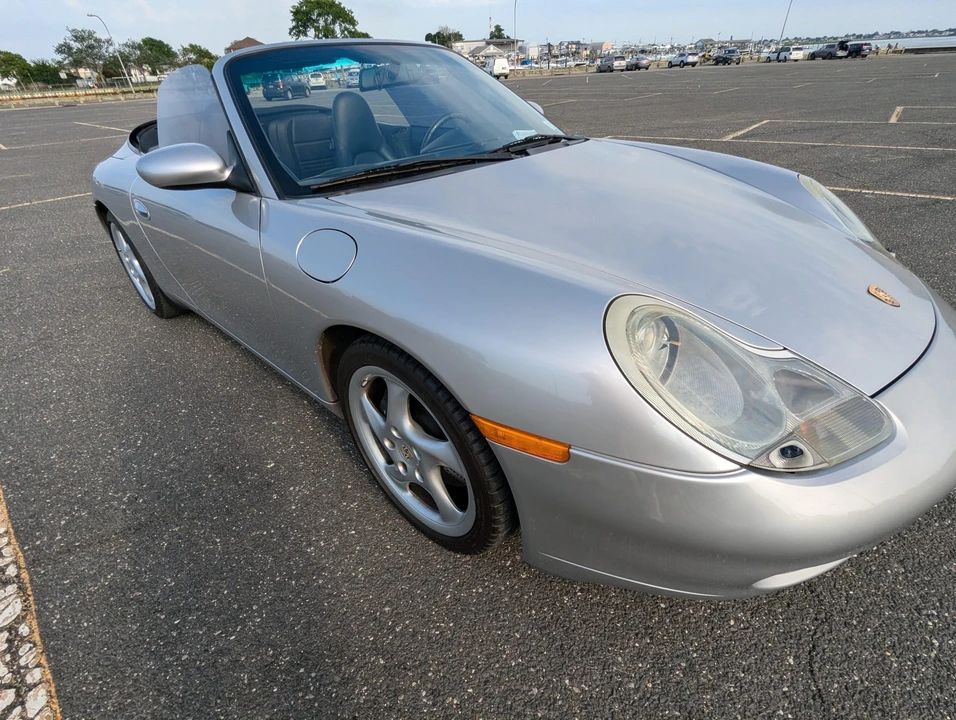 2001 Porsche 996 Carrera - Image 17 of 31