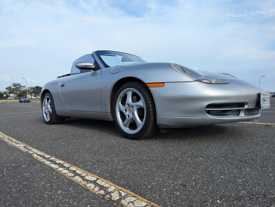 2001 Porsche 996 Carrera - Image 6 of 31