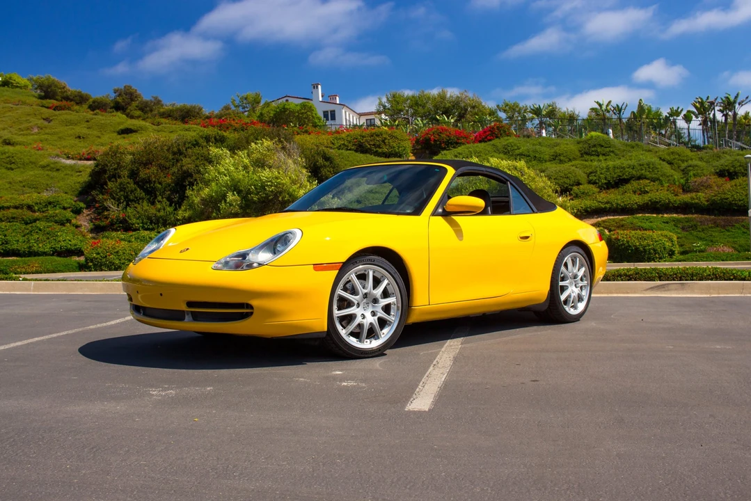 2001 Porsche 996 Carrera - Image 5 of 31