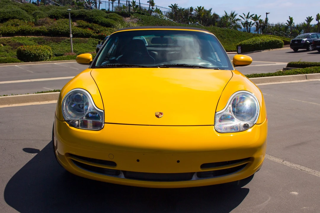 2001 Porsche 996 Carrera - Image 8 of 31