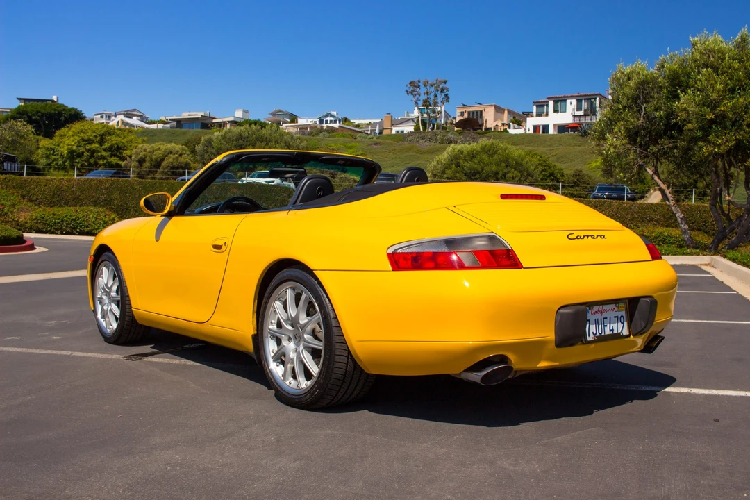 2001 Porsche 996 Carrera - Image 3 of 31