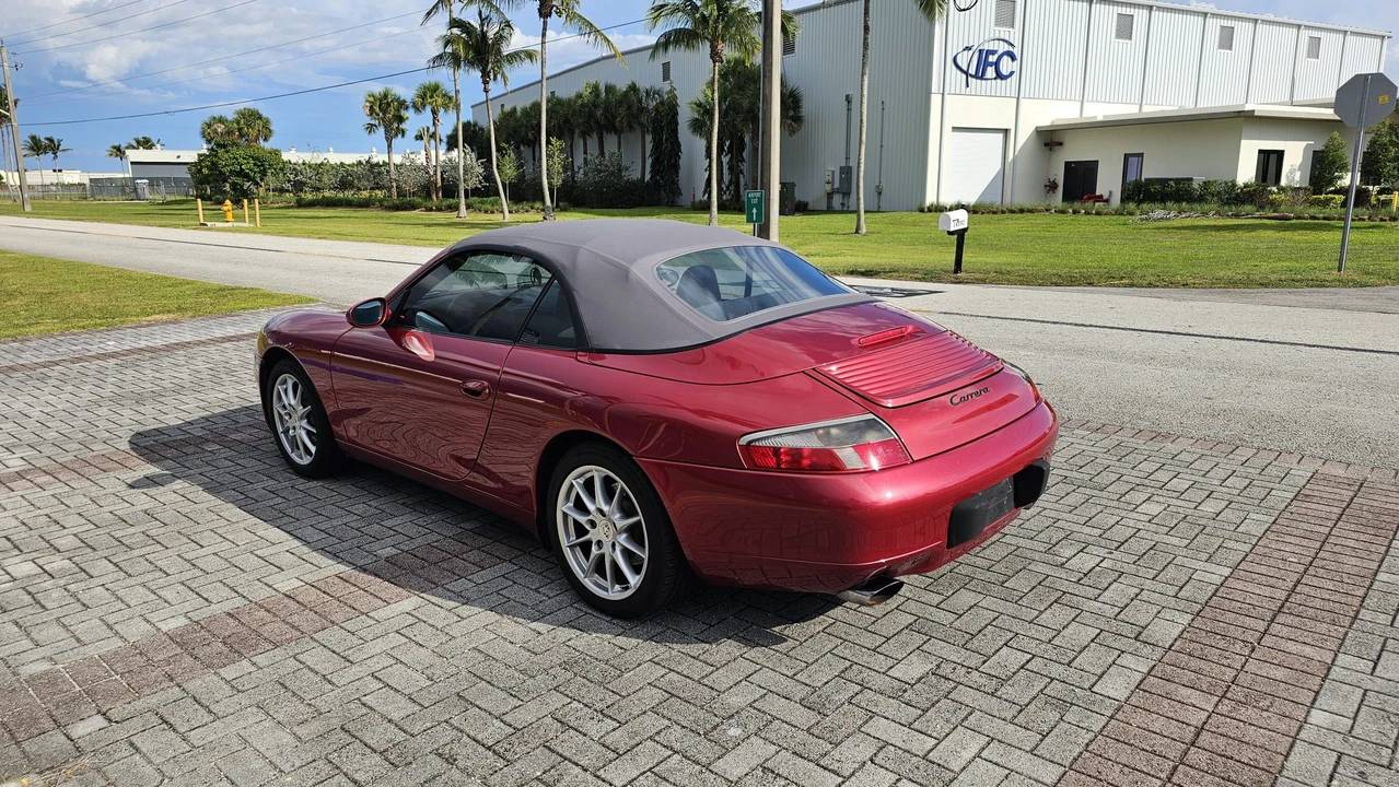 2001 Porsche 996 Carrera - Image 18 of 31