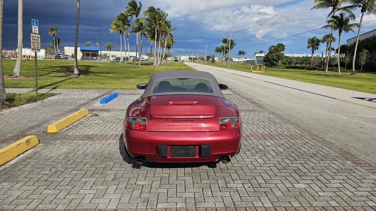 2001 Porsche 996 Carrera - Image 19 of 31