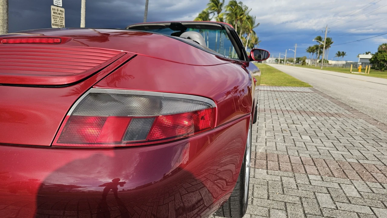 2001 Porsche 996 Carrera - Image 29 of 31