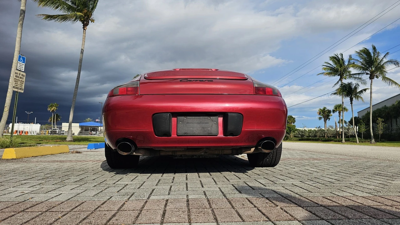 2001 Porsche 996 Carrera - Image 23 of 31