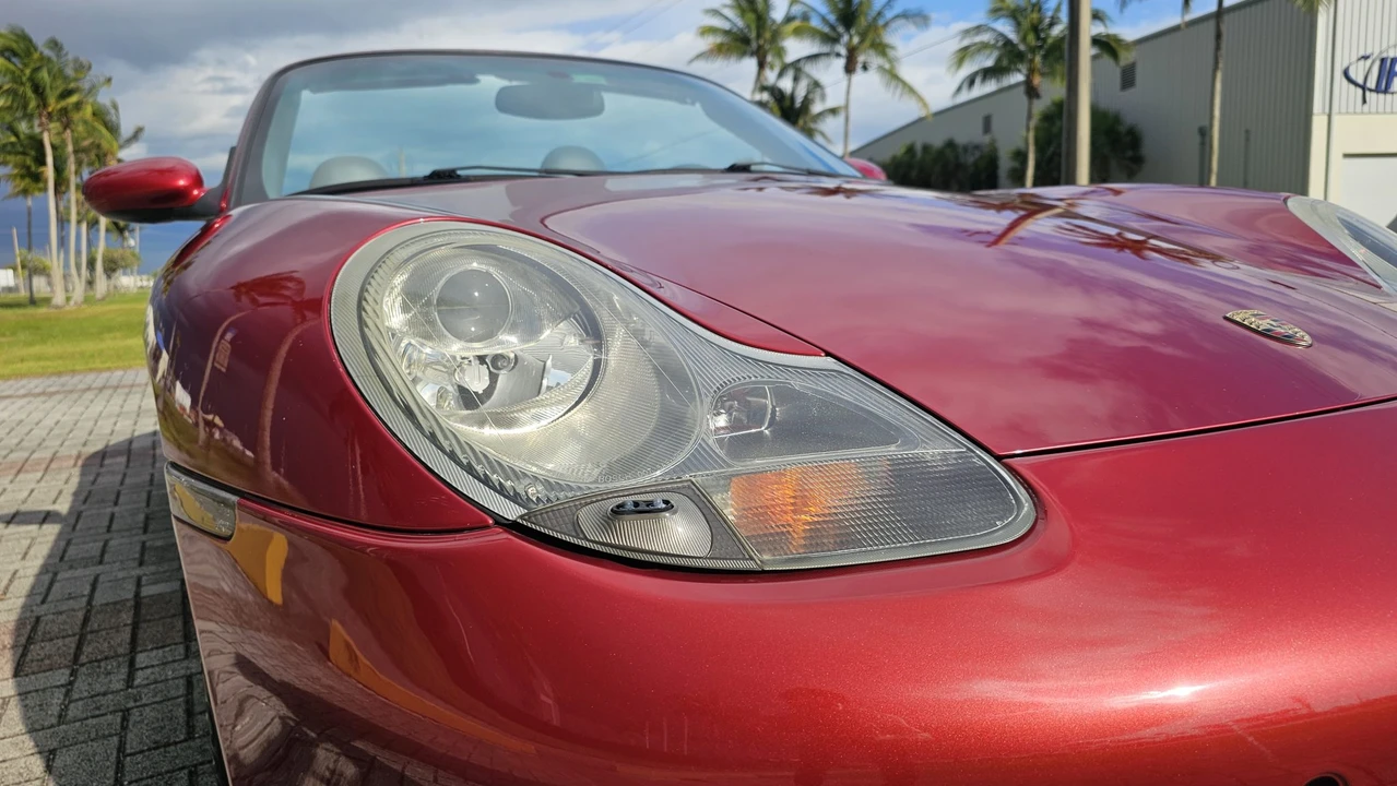 2001 Porsche 996 Carrera - Image 24 of 31