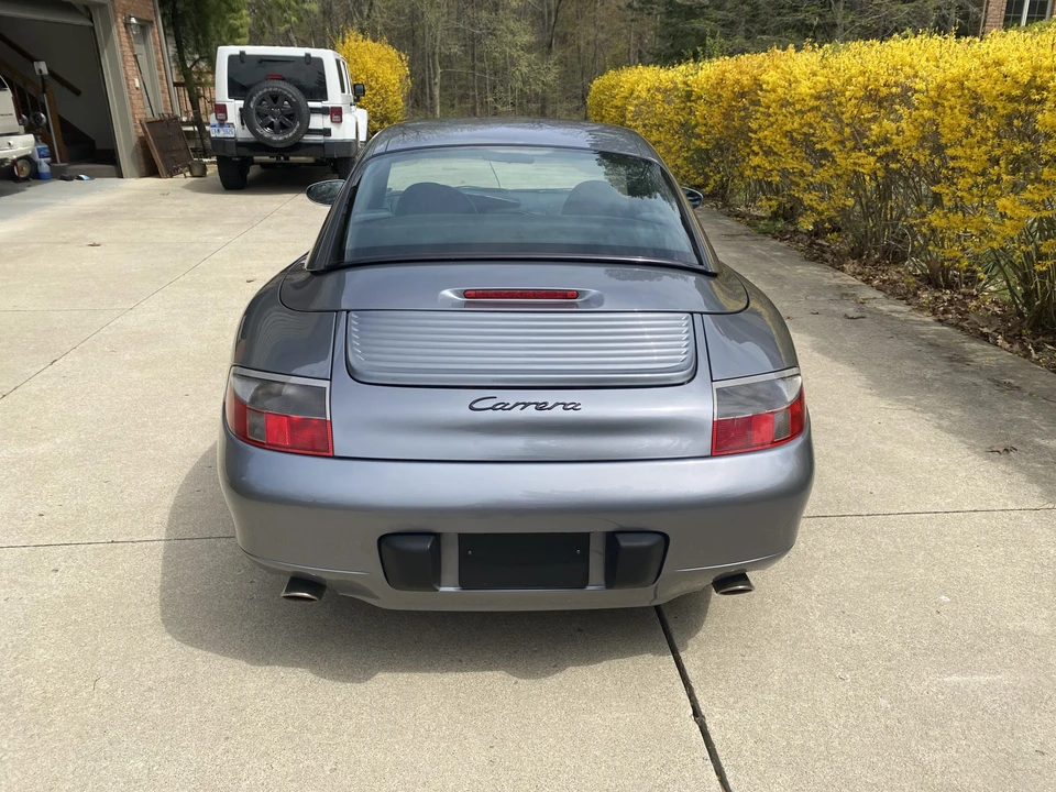 2001 Porsche 996 Carrera - Image 16 of 31