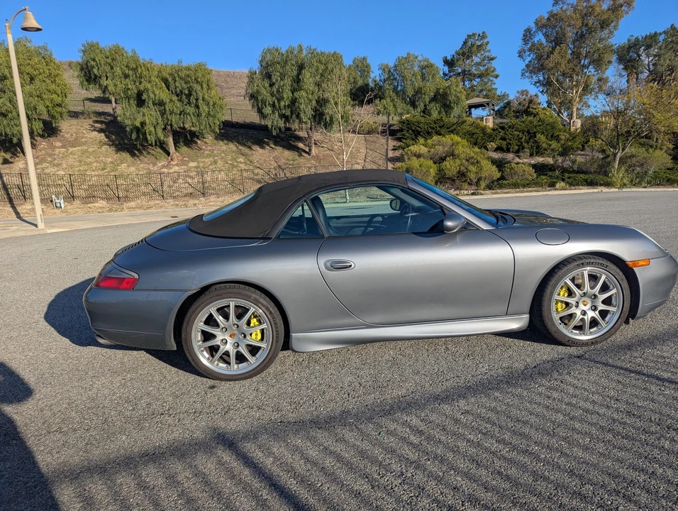 2001 Porsche 996 Carrera - Image 27 of 31