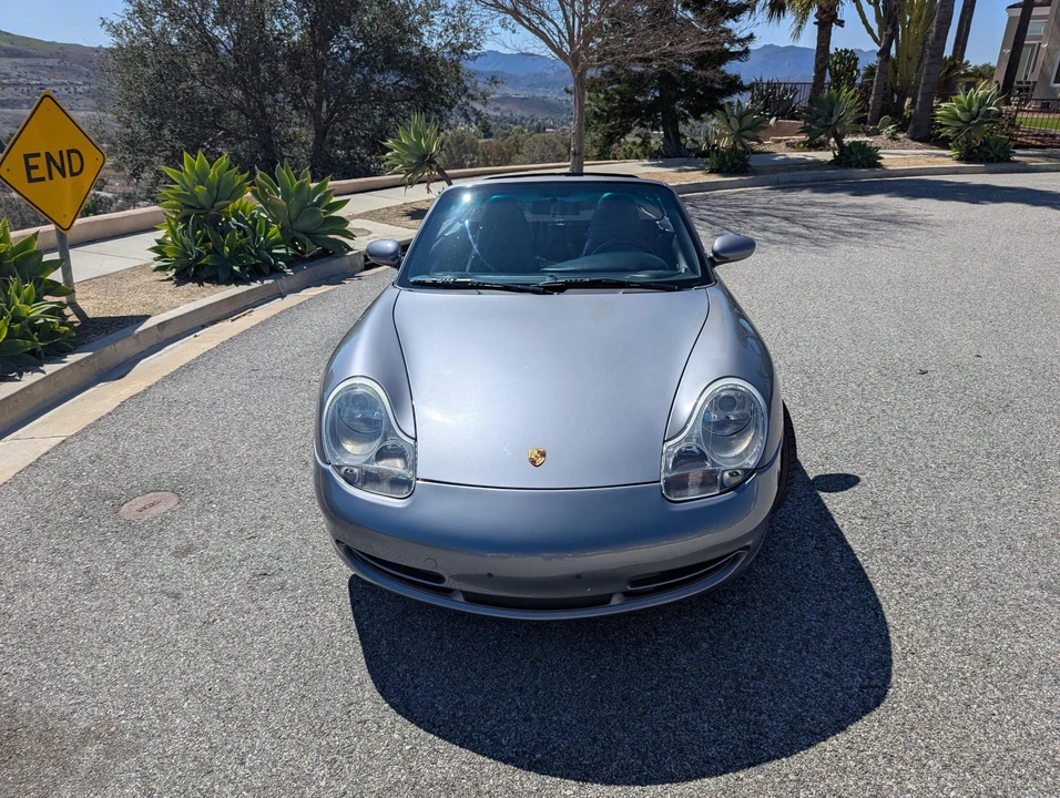 2001 Porsche 996 Carrera - Image 9 of 31