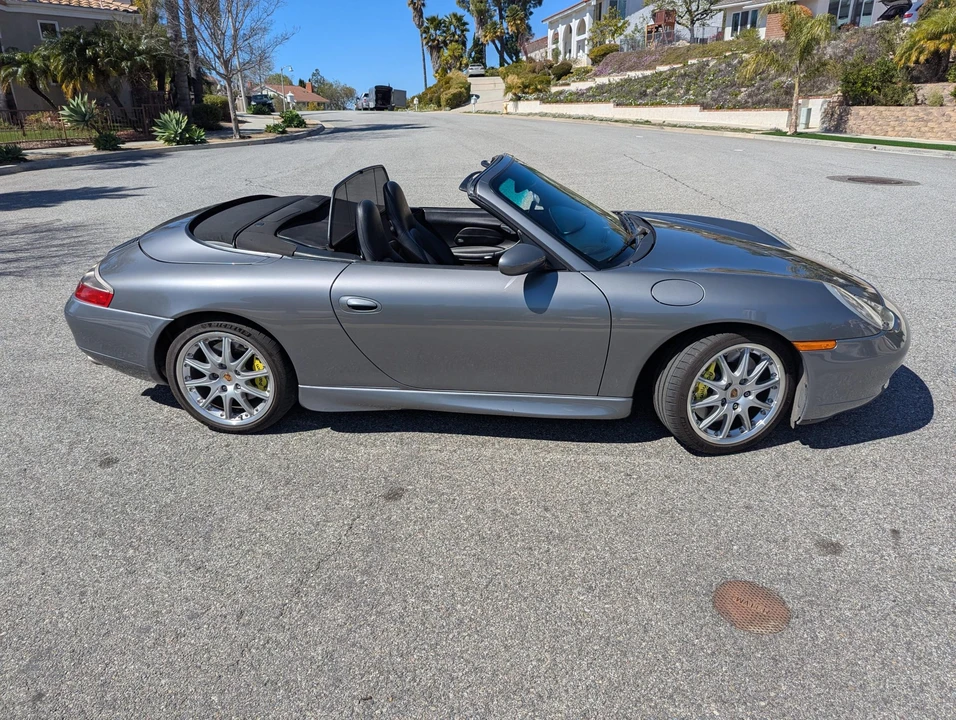 2001 Porsche 996 Carrera - Image 13 of 31