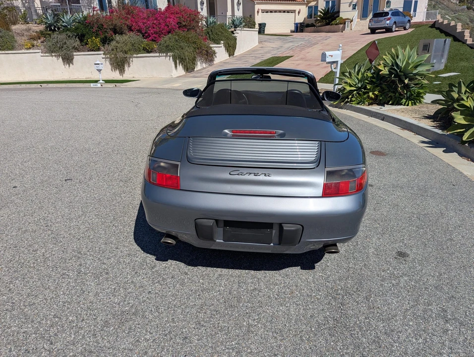 2001 Porsche 996 Carrera - Image 17 of 31