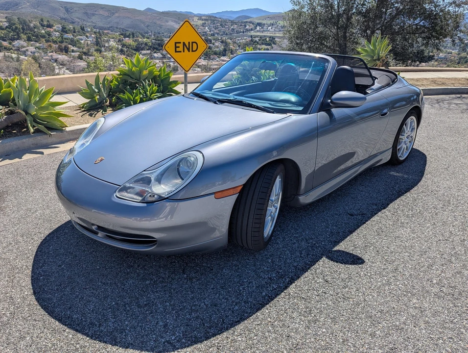 2001 Porsche 996 Carrera - Image 4 of 31