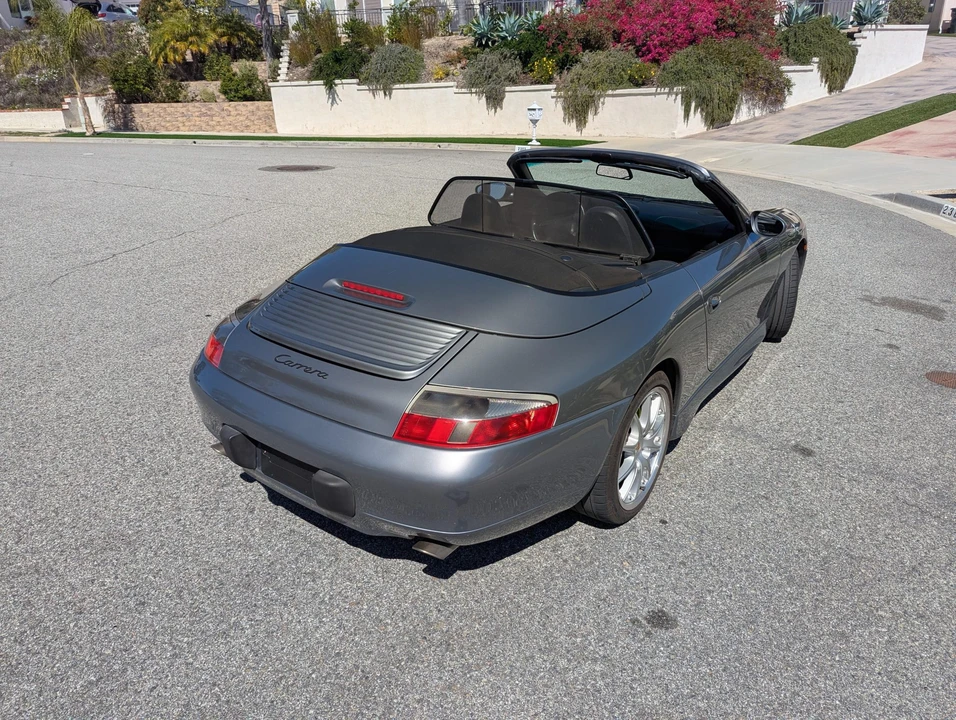 2001 Porsche 996 Carrera - Image 16 of 31