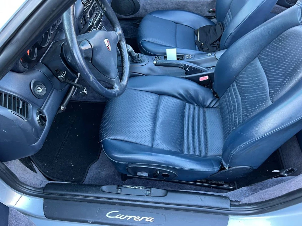 2001 Porsche 996 Carrera - Image 8 of 11