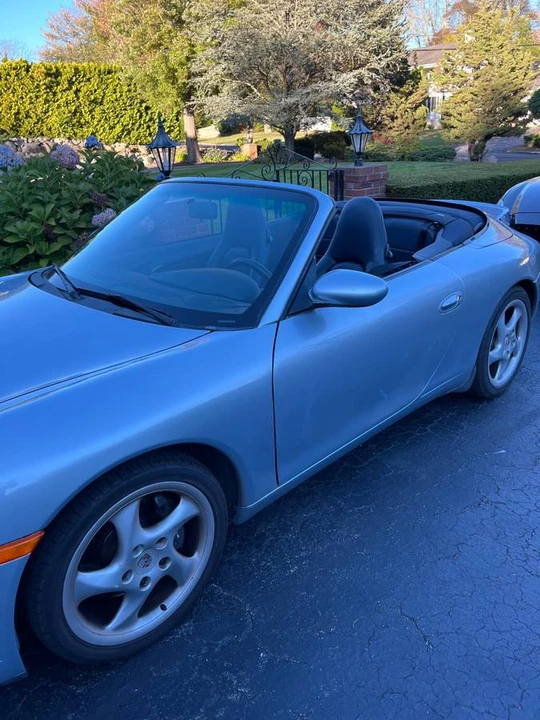 2001 Porsche 996 Carrera - Image 2 of 11
