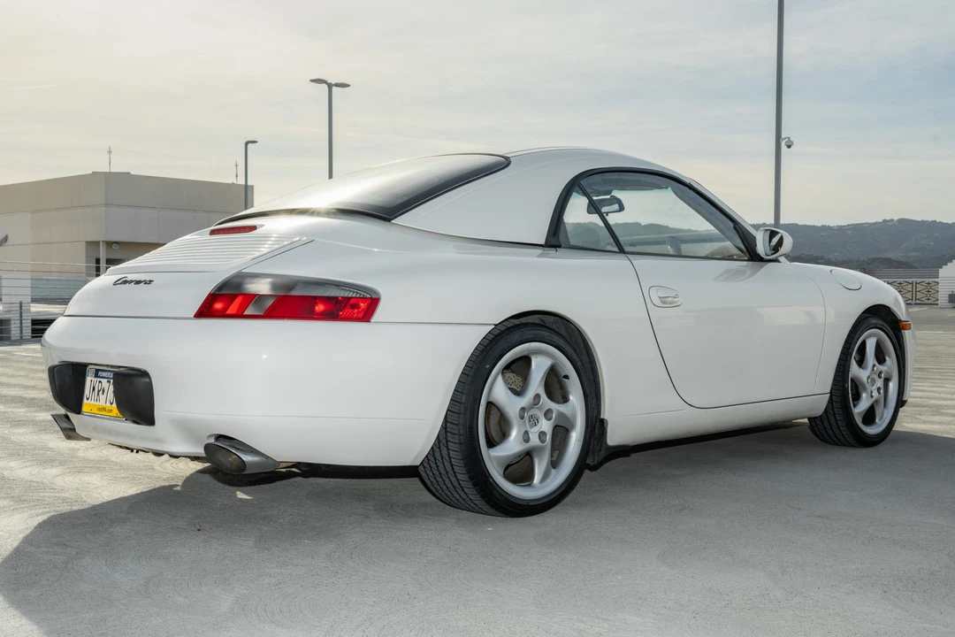 2001 Porsche 996 Carrera - Image 7 of 31