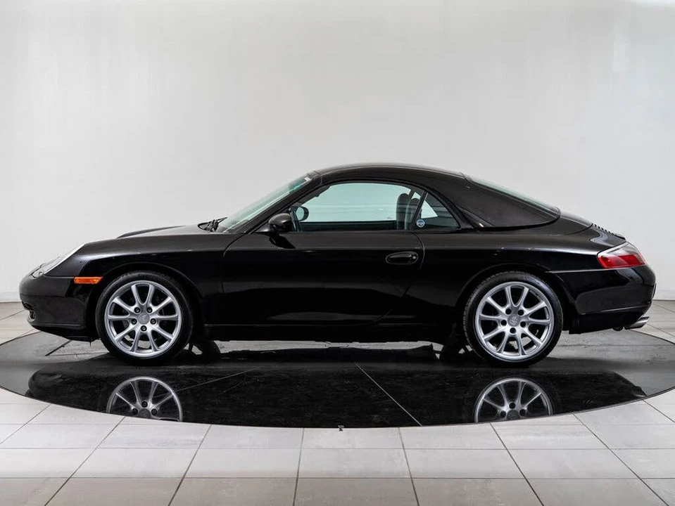 2001 Porsche 996 Carrera - Image 2 of 31