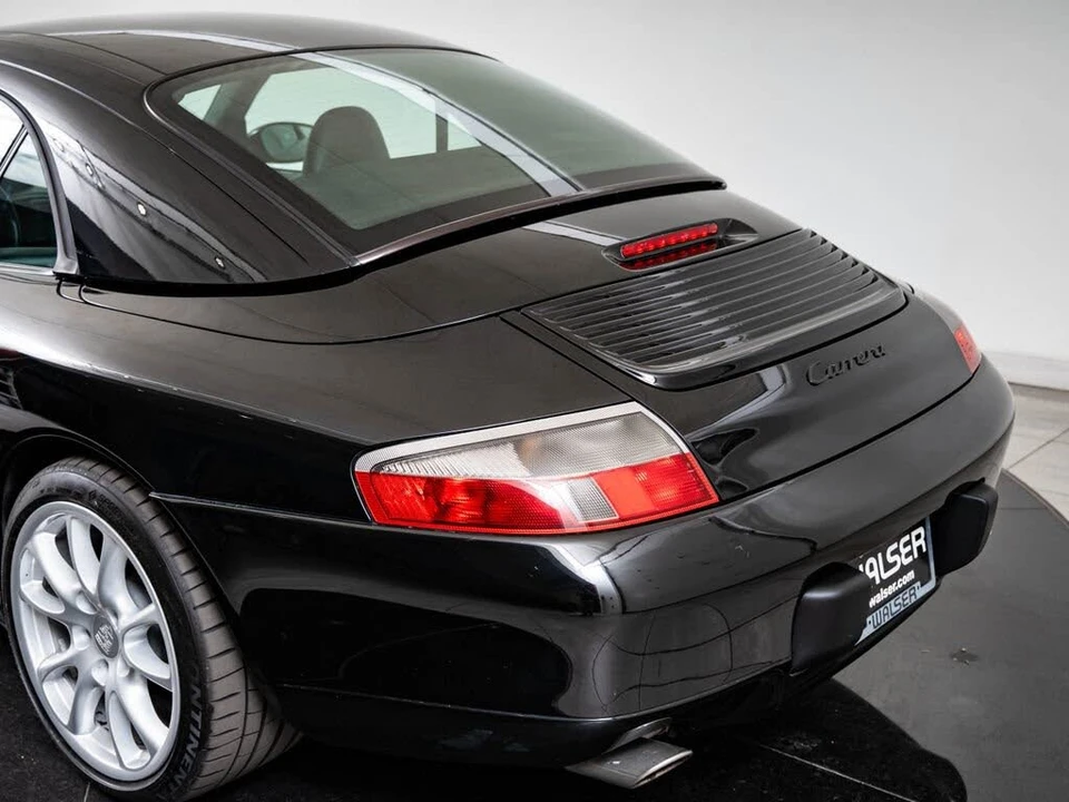 2001 Porsche 996 Carrera - Image 18 of 31