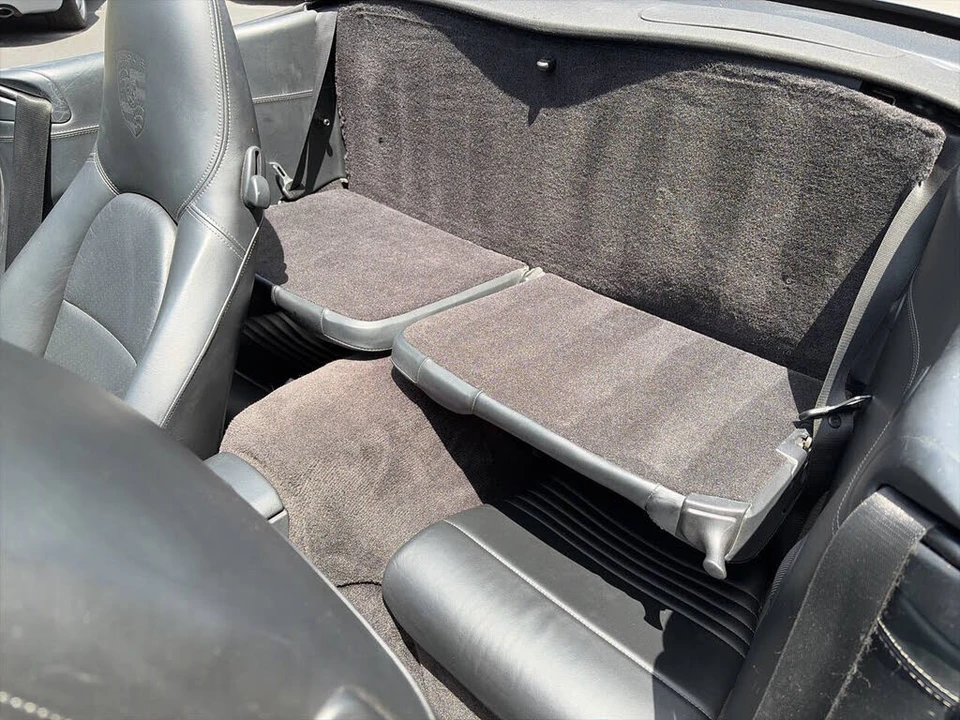 2001 Porsche 996 Carrera - Image 13 of 23