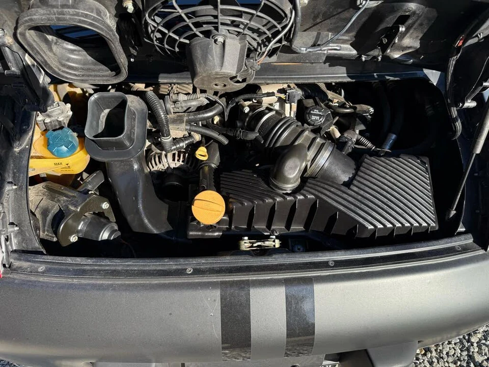2001 Porsche 996 Carrera - Image 15 of 31