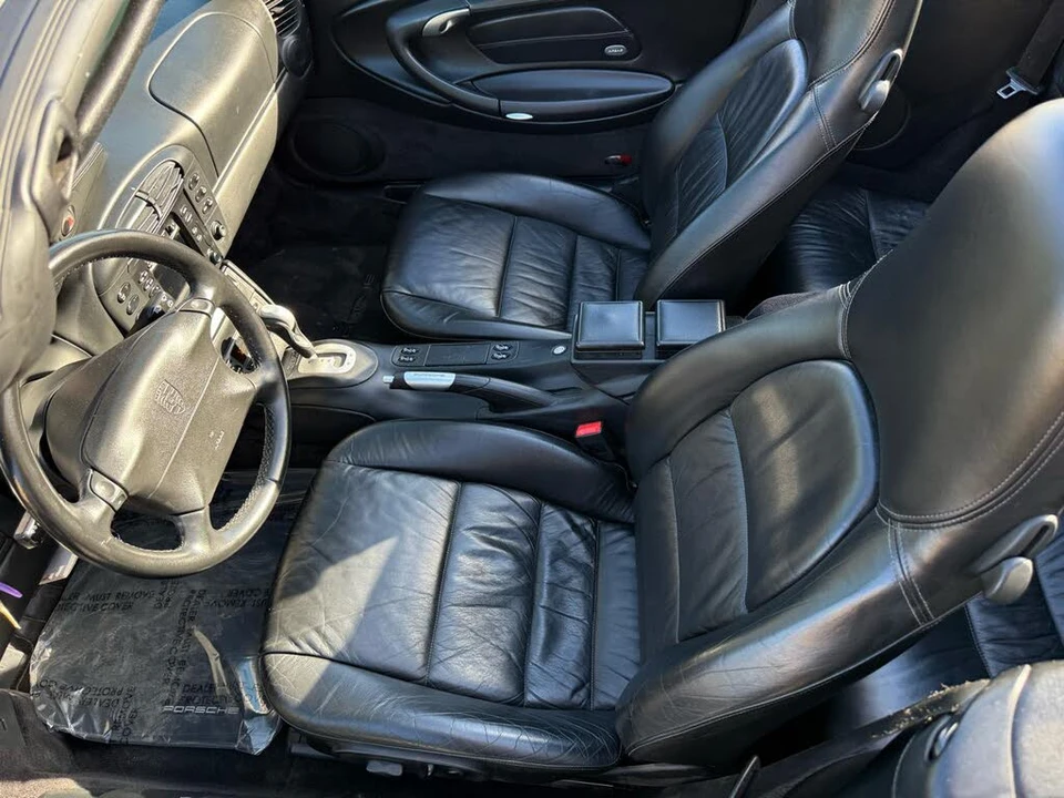 2001 Porsche 996 Carrera - Image 29 of 31