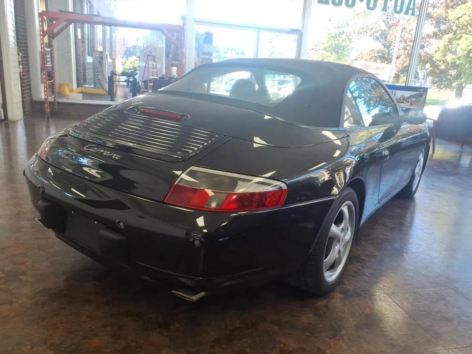 2001 Porsche 996 Carrera - Image 5 of 30