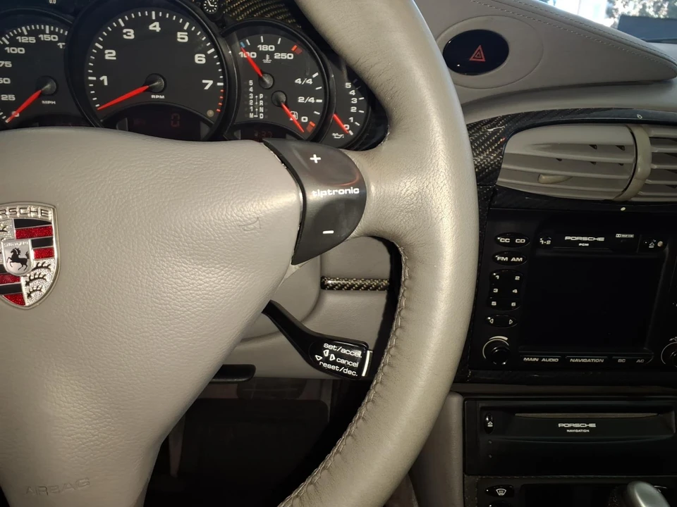 2001 Porsche 996 Carrera - Image 28 of 30