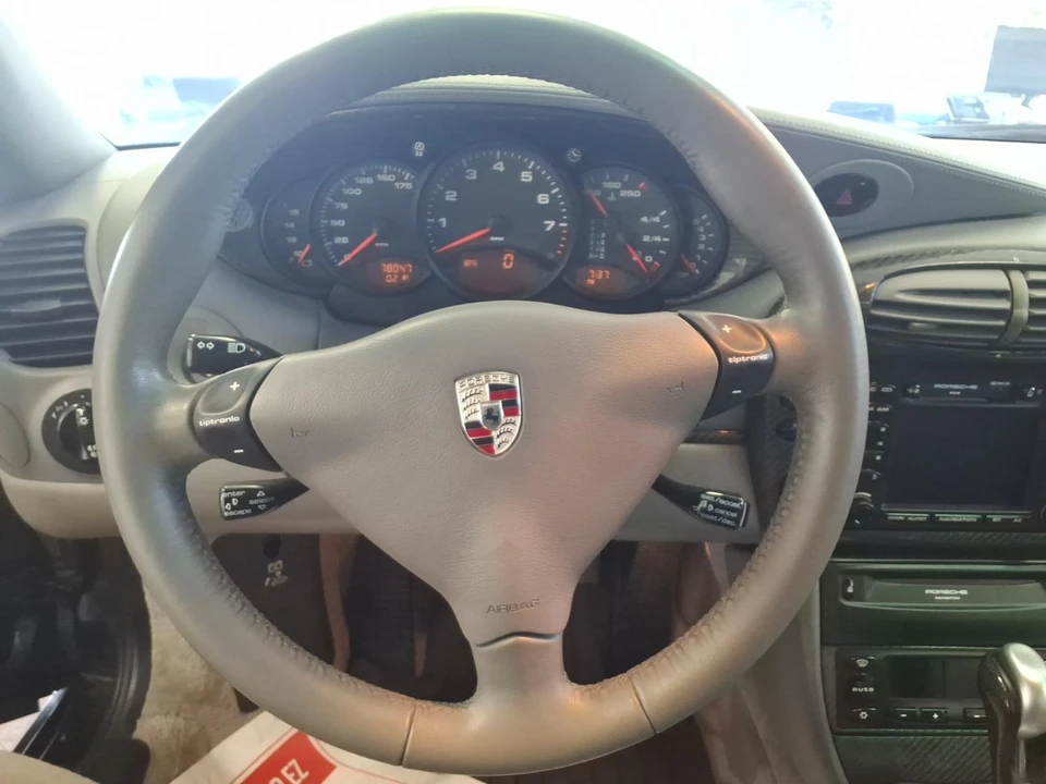 2001 Porsche 996 Carrera - Image 29 of 30