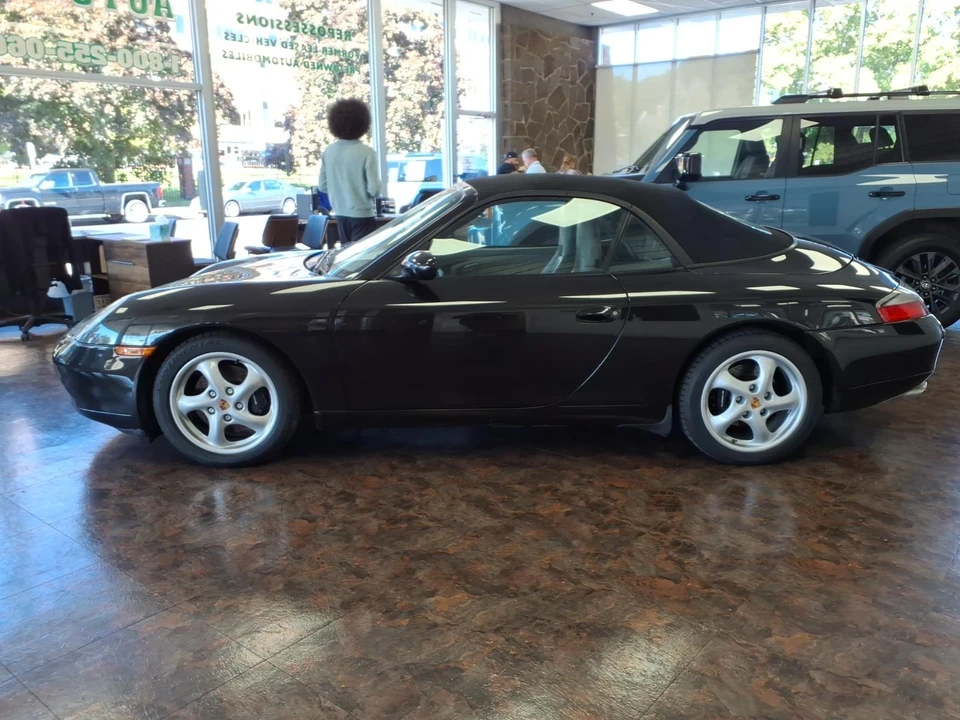 2001 Porsche 996 Carrera - Image 8 of 30
