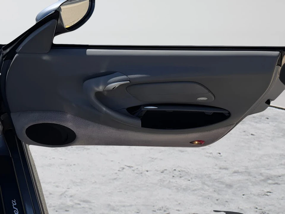 2001 Porsche 996 Carrera - Image 21 of 31