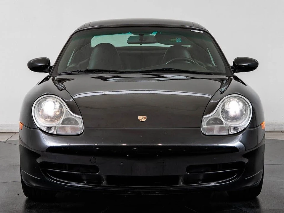 2001 Porsche 996 Carrera - Image 11 of 31
