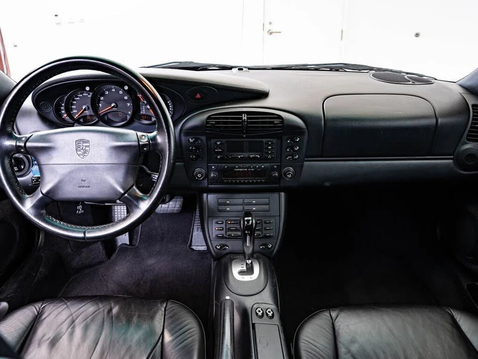 2001 Porsche 996 Carrera - Image 6 of 31